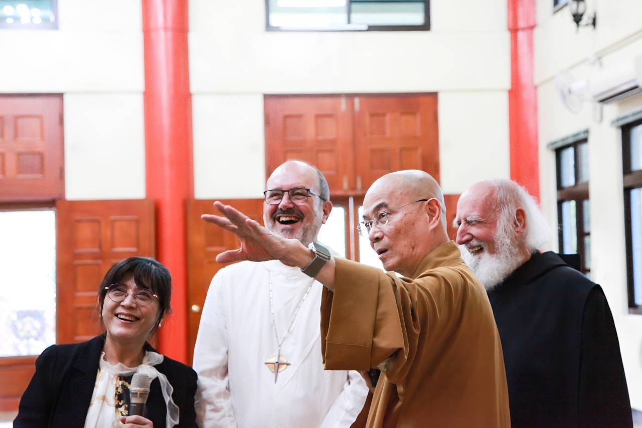 在修道中相遇01 在修道中相遇座談會